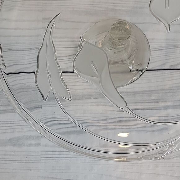 Vintage Mikasa Cake Stand Clear Glass With Frosted Calla Lillies - Picture 3 of 6